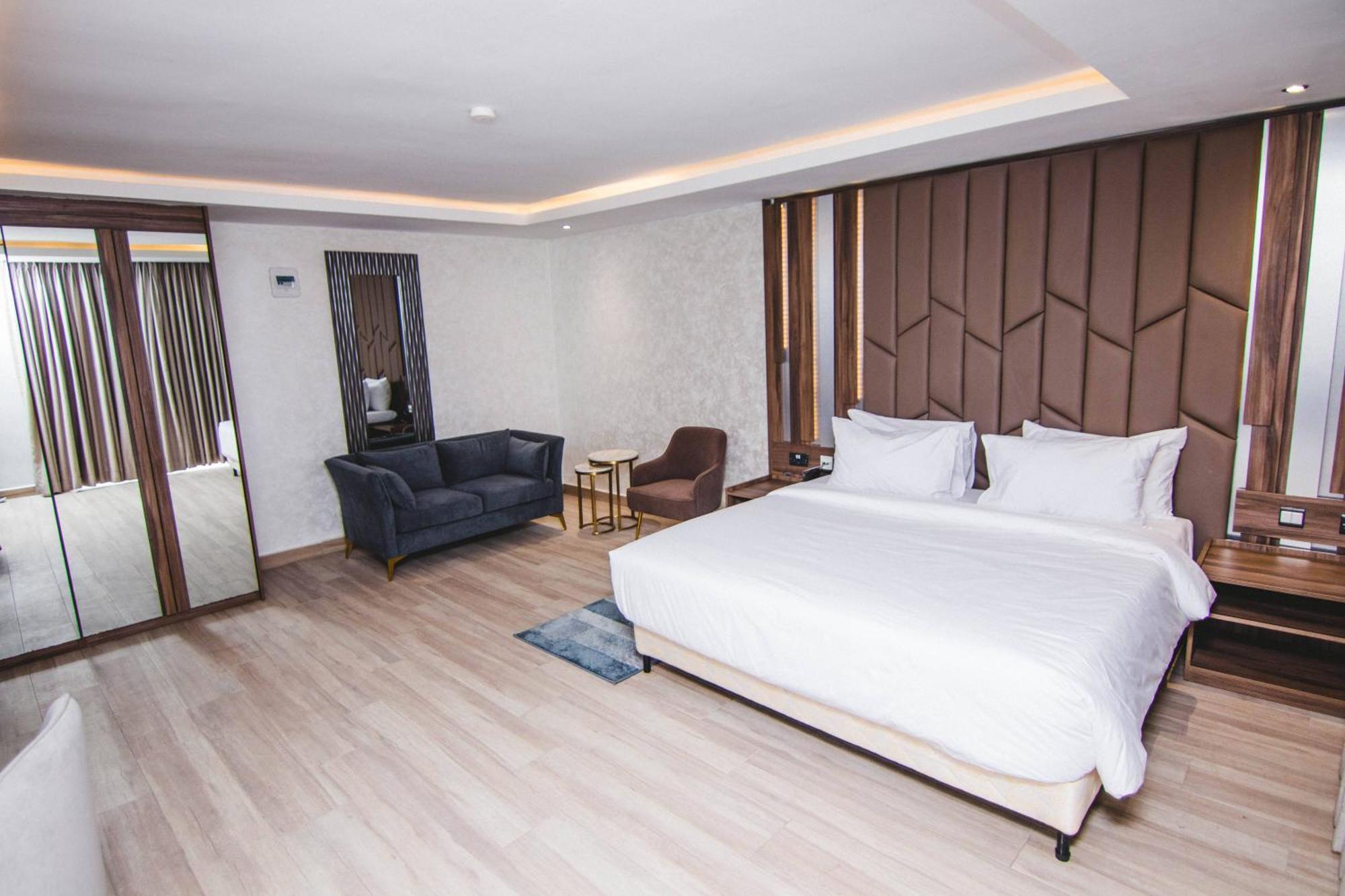 The Safron Hotel 拉各斯 外观 照片
